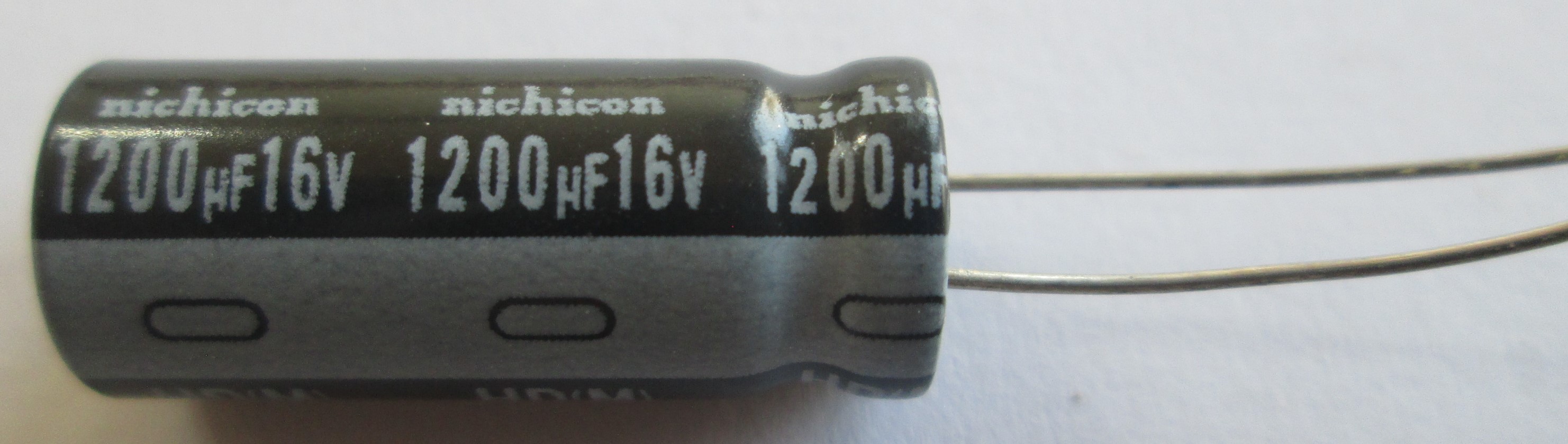 خازن الکترولیت 1200uF/16v